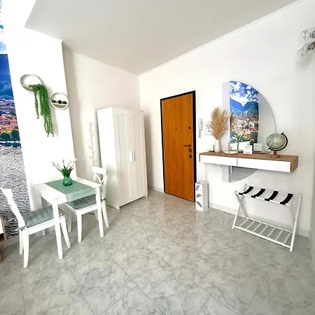 Appartement Lecco's Heart! *